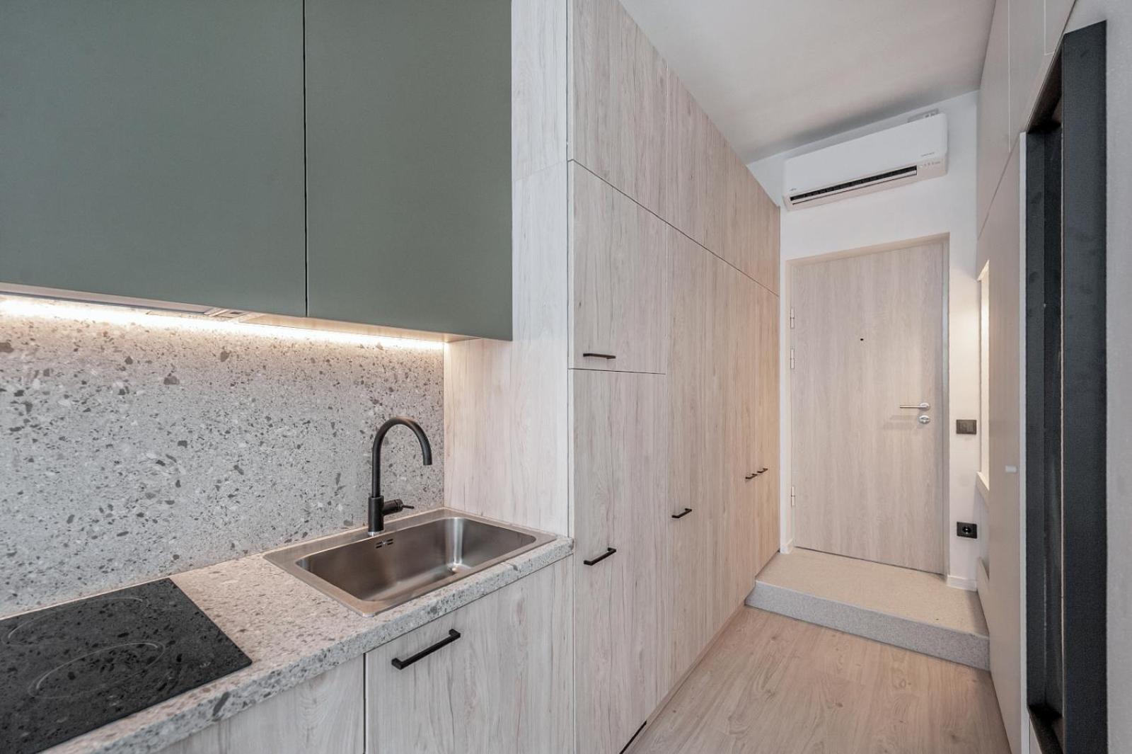 P-One Apartments - Self Check-In Vilnius Dış mekan fotoğraf